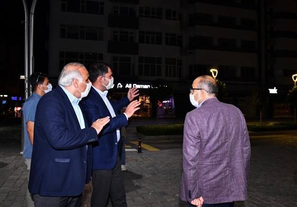 Bakan Kurum Meydan Parkı'nı inceledi 14