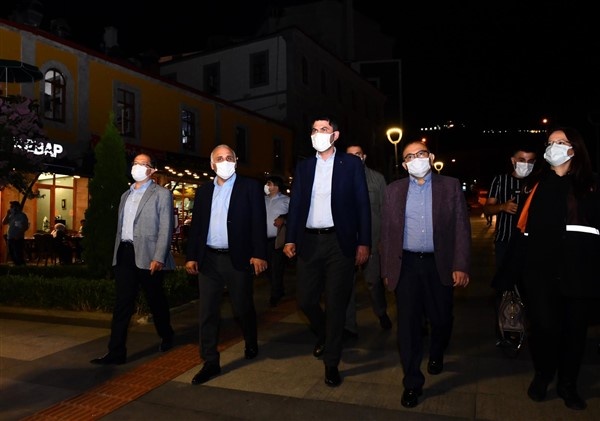 Bakan Kurum Meydan Parkı'nı inceledi 11