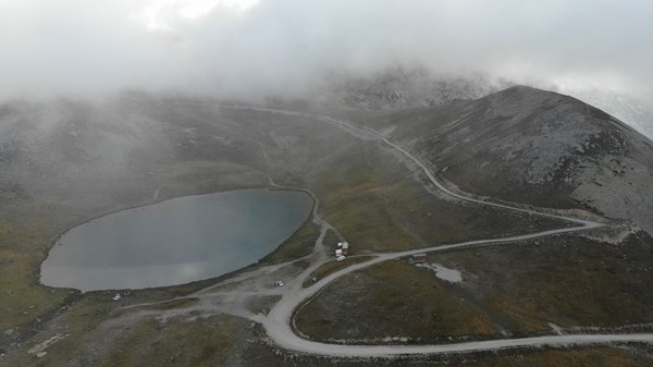 Trabzon'da 2 bin 740 rakımda bulunan Aygır Gölü’nü de kirletmeyi başardık! 3