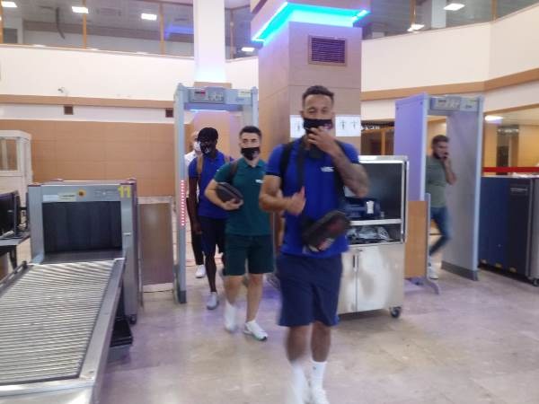 Trabzonspor, Denizlispor Maçı İçin Eksik Kadroyla Denizli’ye Gitti 3