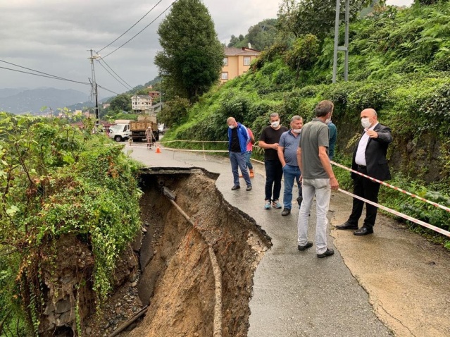Rize'de şiddetli yağmur heyelanlara neden oldu 2