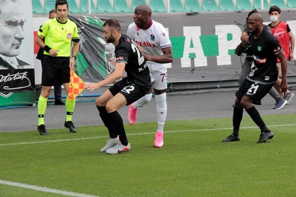 Denizlispor - Trabzonspor maçında neler oldu? 17