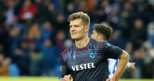 Trabzonspor'dan bir Sörloth geçti... 4