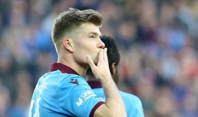 Trabzonspor'dan bir Sörloth geçti... 5