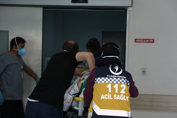 Trabzon plakalı kamyonun çarptığı bisiklet sürücüsü hayatını kaybetti 5