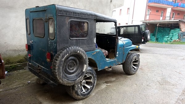 70 yıllık cipler, Karadeniz'in zorlu yollarını aşıyor 11