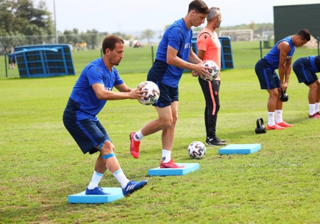 Trabzonspor'da neşeli antrenman 13