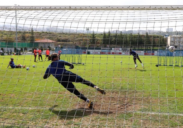 Trabzonspor'da neşeli antrenman 25