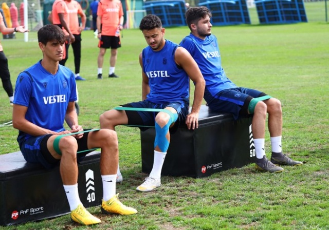 Trabzonspor'da neşeli antrenman 23