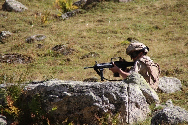 Komando timlerinden Karadeniz'de sıkı güvenlik 12