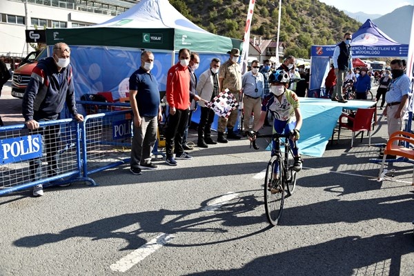 Türkiye Yol Bisikleti Yarışları tarihi İpek Yolu'nda başladı 18
