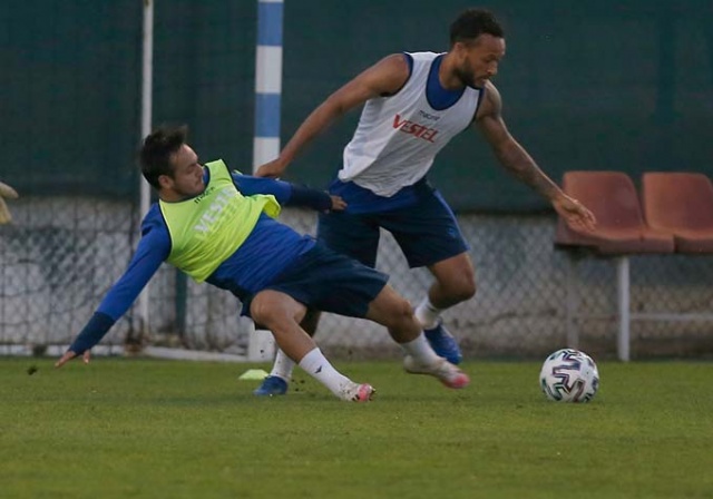 Trabzonspor Başakşehir maçı hazırlıklarına başladı 5