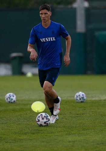 Trabzonspor Başakşehir maçı hazırlıklarına başladı 21