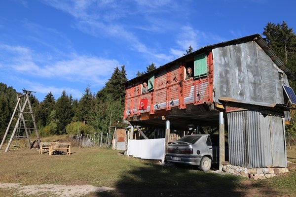 Artvin'de kanser hastası eşi için bakın neler yaptı 13
