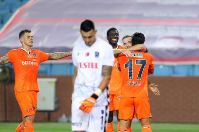 Spor yazarlarından Trabzonspor Başakşehir yorumları 3