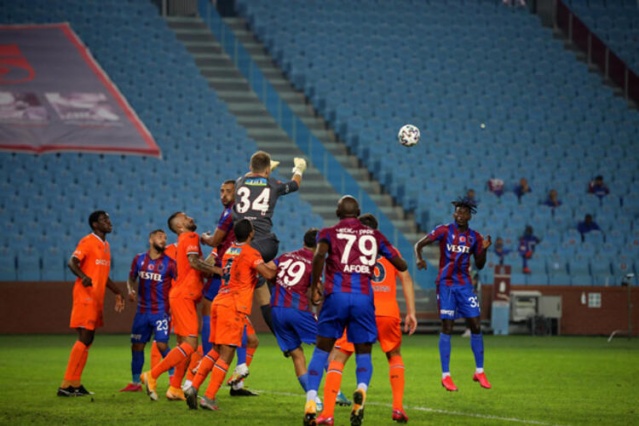Spor yazarlarından Trabzonspor Başakşehir yorumları 5