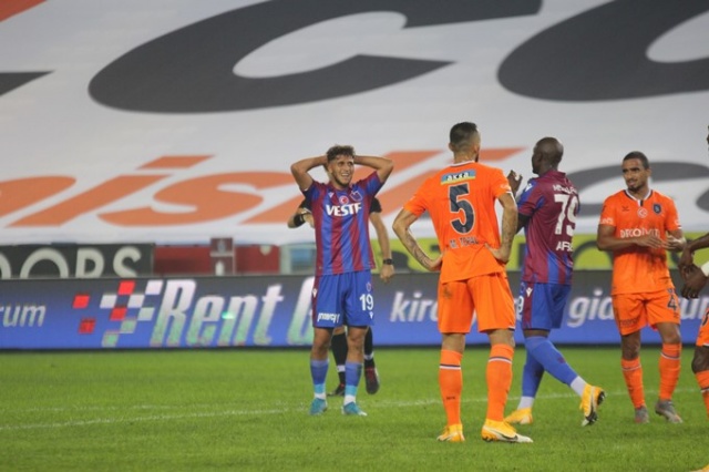 Spor yazarlarından Trabzonspor Başakşehir yorumları 12