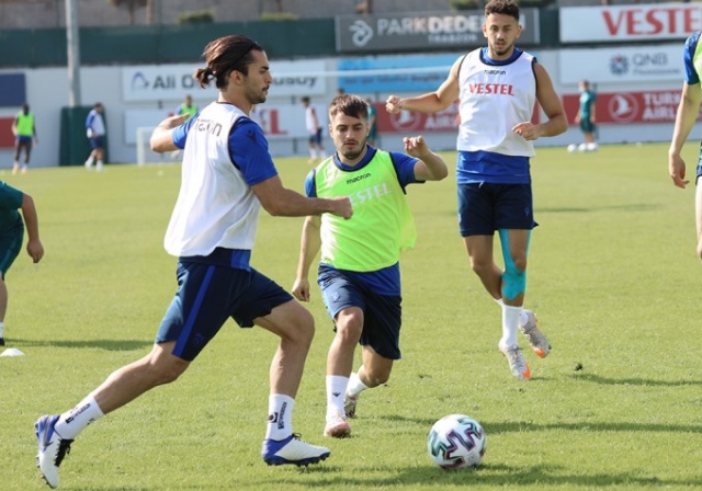 Trabzonspor'da Teknik Direktör Eddie Newton Fenerbahçe hazırlıklarına başladı 14