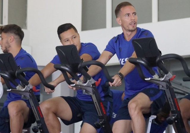 Trabzonspor'da Teknik Direktör Eddie Newton Fenerbahçe hazırlıklarına başladı 4