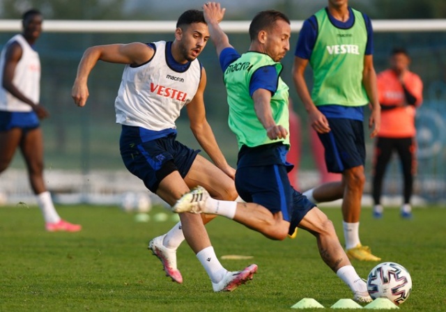 Trabzonspor Kasımpaşa'ya hazırlanıyor. 27 Ekim 2020 2