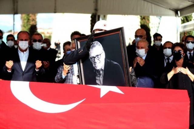 Mesut Yılmaz son yolculuğuna uğurlandı 5