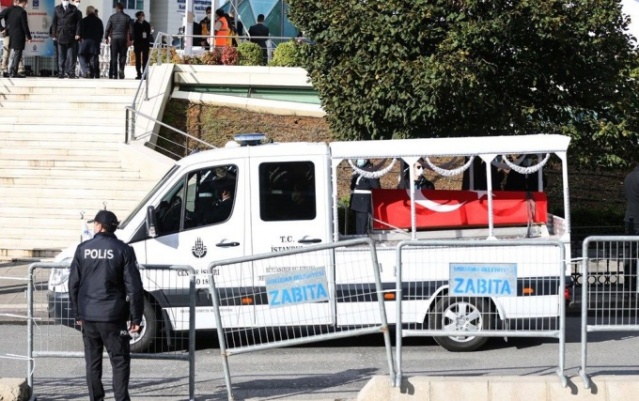 Mesut Yılmaz son yolculuğuna uğurlandı 3