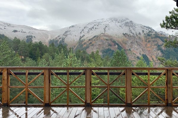 Gümüşhane'de kar yüzünü gösterdi 7