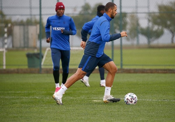Trabzonspor Alanyaspor Hazırlıklarını Taktik Antrenmanla Sürdürdü 18