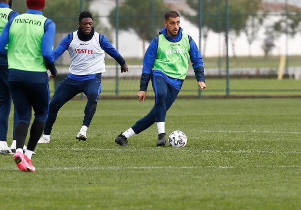 Trabzonspor Alanyaspor Hazırlıklarını Taktik Antrenmanla Sürdürdü 14