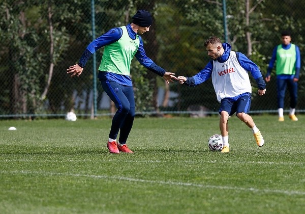 Trabzonspor Alanyaspor Hazırlıklarını Taktik Antrenmanla Sürdürdü 26