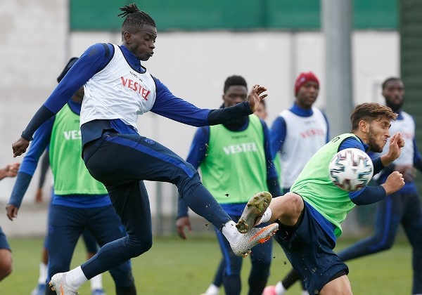 Trabzonspor Alanyaspor Hazırlıklarını Taktik Antrenmanla Sürdürdü 5