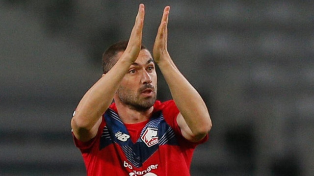 Yusuf Yazıcı Fransa manşetlerinde 11