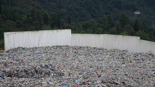 Trabzon'da facia uyarısı! “Vahşi depolama yapılıyor” 14