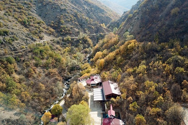 Gümüşhane'de 40 gözeli şelaleye Karadeniz'in en uzun zipline hattı kurulacak 10