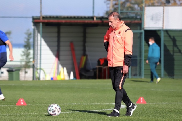 Avcı takımına bu sistemi ezberletiyor 3