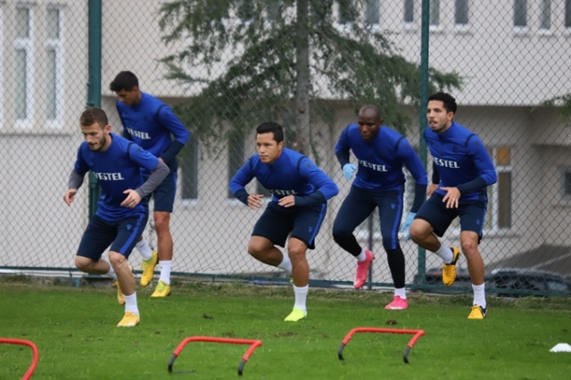 Trabzonspor'da Erzurum hazırlıkları yeniden başladı 27
