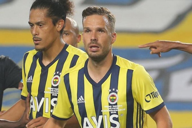 Novak bir darbe daha yedi 8