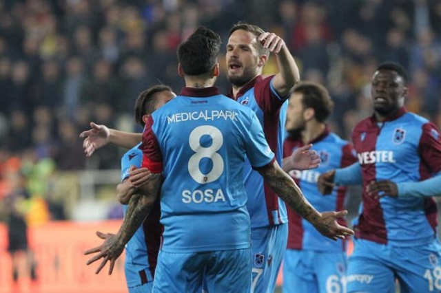 Novak bir darbe daha yedi 3