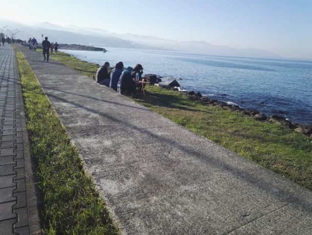 Trabzon'da güneşi gören sahile koştu 12