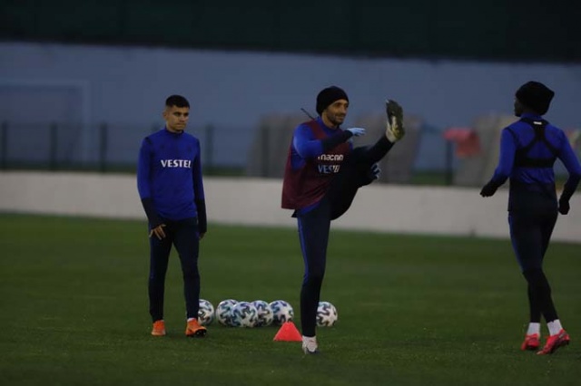 Trabzonspor Sivasspor hazırlıklarını sürdürüyor. 1 Aralık 2020 14