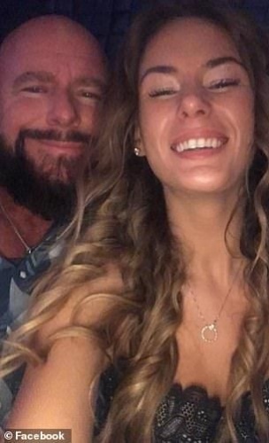 Instagram fenomeni Alexis Sharkey yol kenarında çırılçıplak halde ölü bulundu! 5