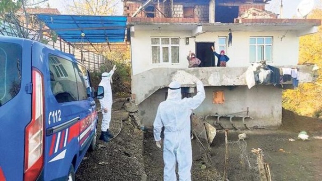 Koronavirüs üfürüğü! 136 kişiyi yaktı 3