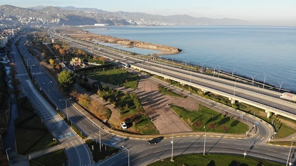 Trabzon'da yollar ve caddelerde sessizlik hakim 16