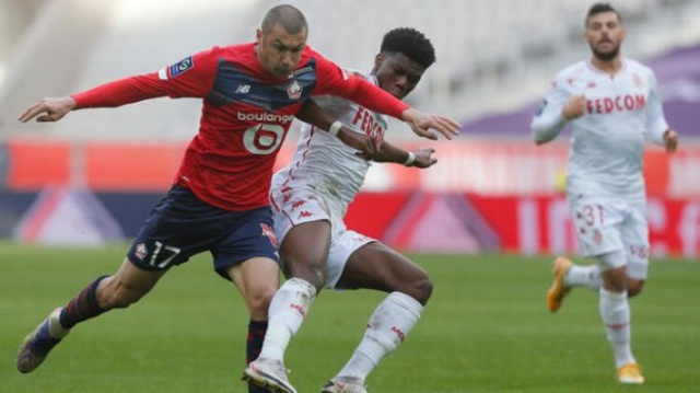 Fransa'da gündem Burak ve Yusuf 11