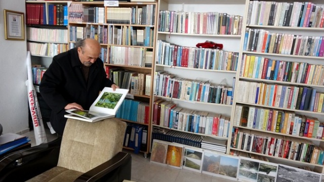 Defineciler durmuyor! Her yeri kazdılar 5