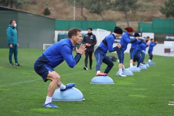 Trabzonspor, Galatasaray Maçı Hazırlıklarına Mehmet Ali Yılmaz’da Başladı 4
