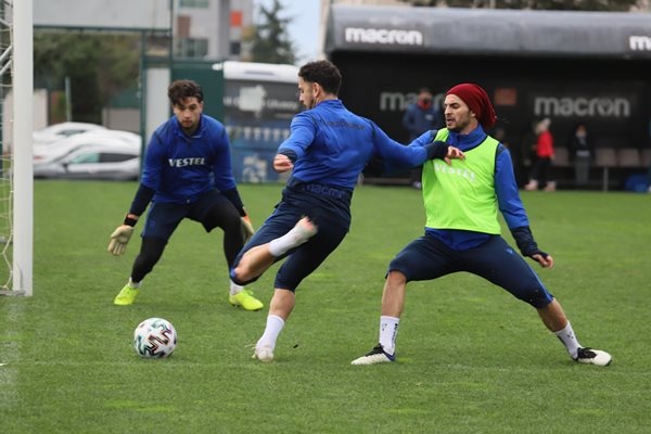 Trabzonspor, Galatasaray Maçı Hazırlıklarına Mehmet Ali Yılmaz’da Başladı 10