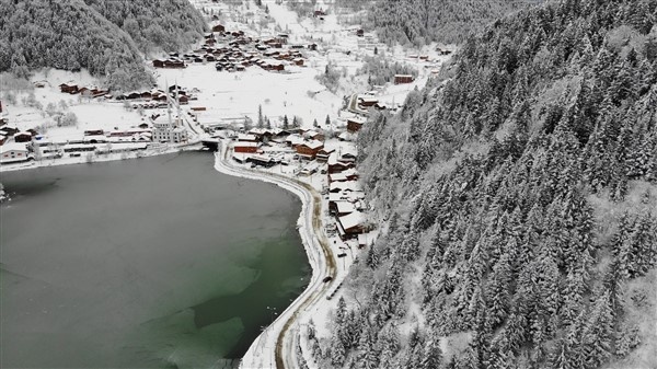 Uzungöl'den muhteşem kar manzaraları. 25-12-2020 19