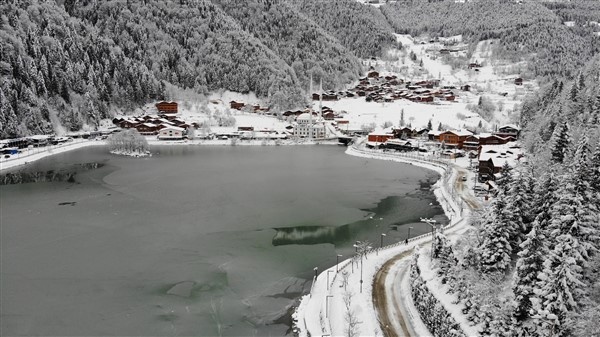 Uzungöl'den muhteşem kar manzaraları. 25-12-2020 17