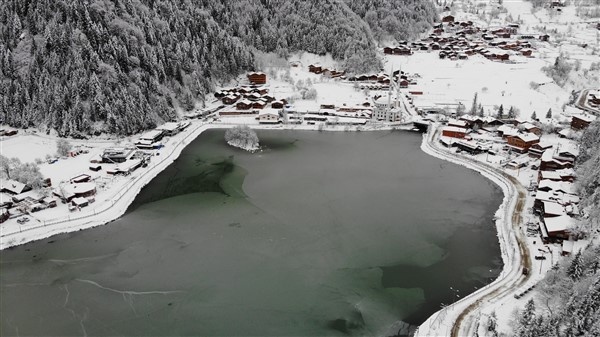 Uzungöl'den muhteşem kar manzaraları. 25-12-2020 5